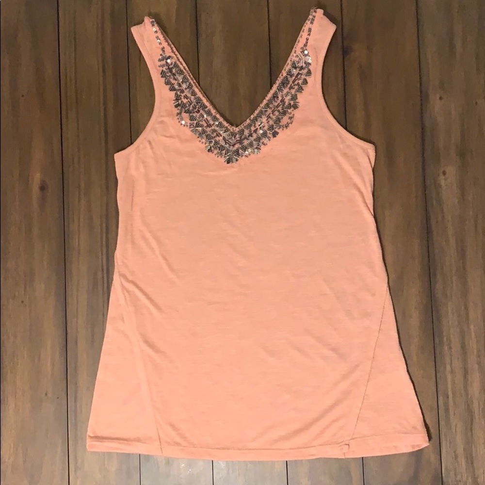 Maurice’s tank top